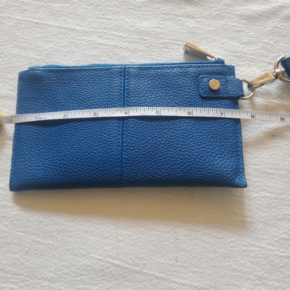 Jewell by Thirty-one Blue Wristlet - Picture 6 of 7